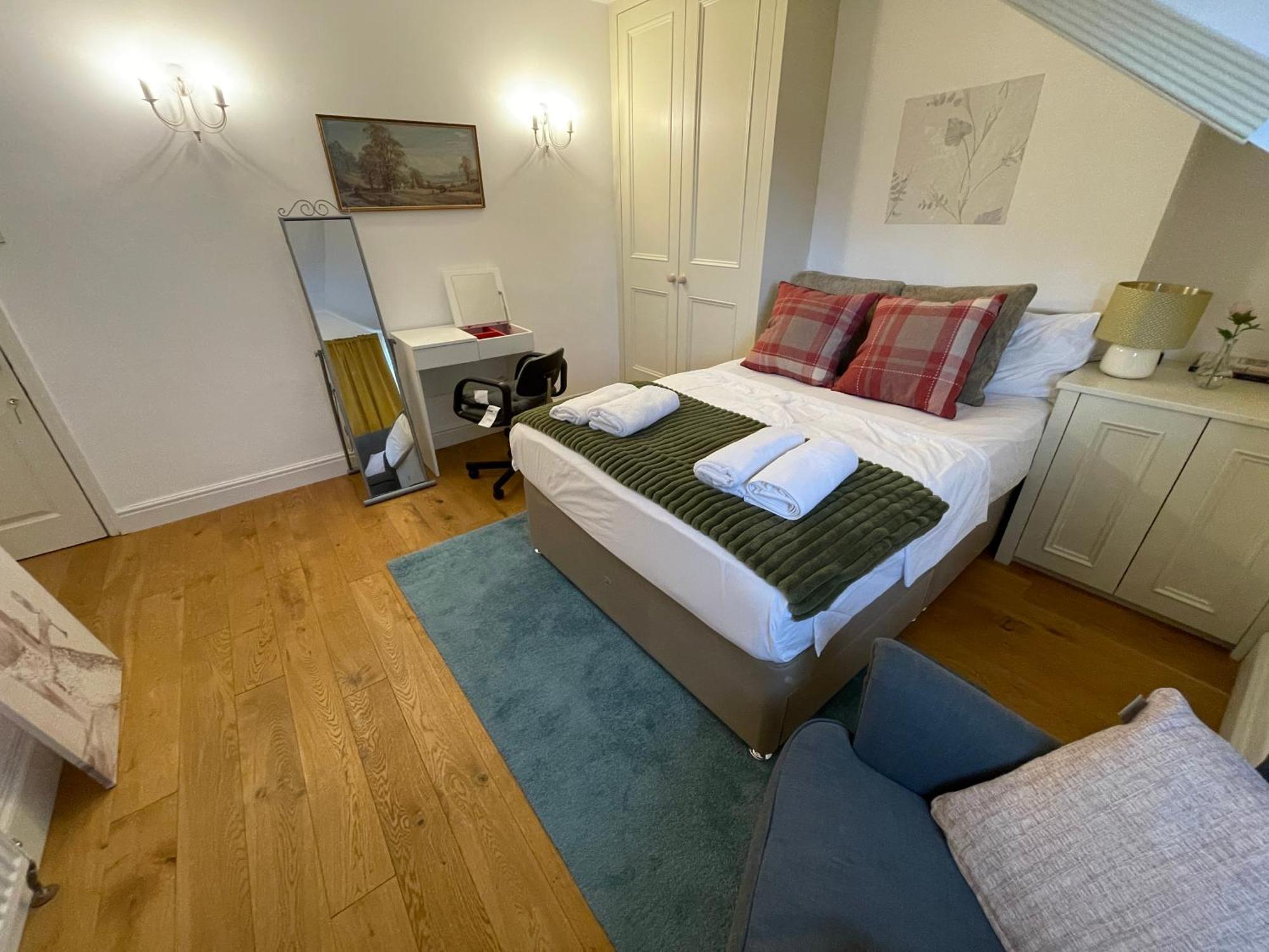 London Luxe Rooms Surbiton ภายนอก รูปภาพ